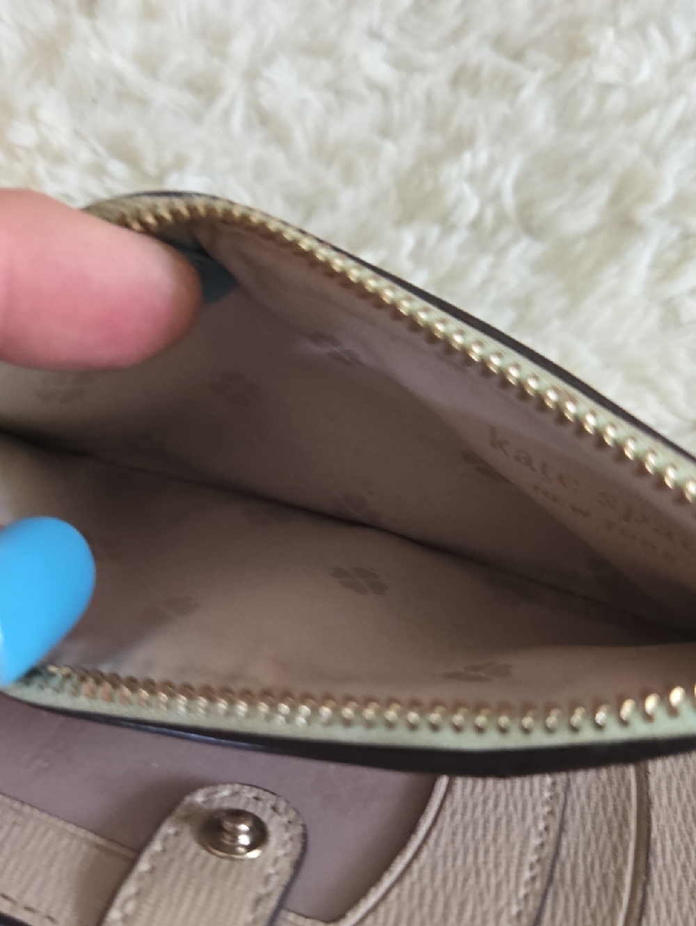 Kate Spade Mint Green Leather Compact Wallet with Silver Accents - Picture 6 of 8